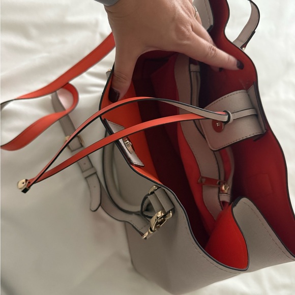 Aldo Beige Tote with Red Interior - Picture 3 of 4